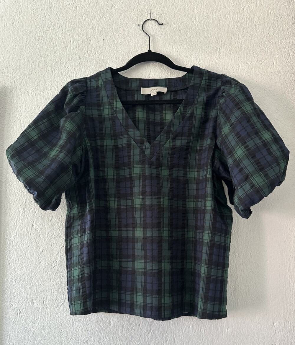 Loft Plaid Textured Tartan Green Blue Puff Short Sleeve Blouse V-Neck Sz Medium